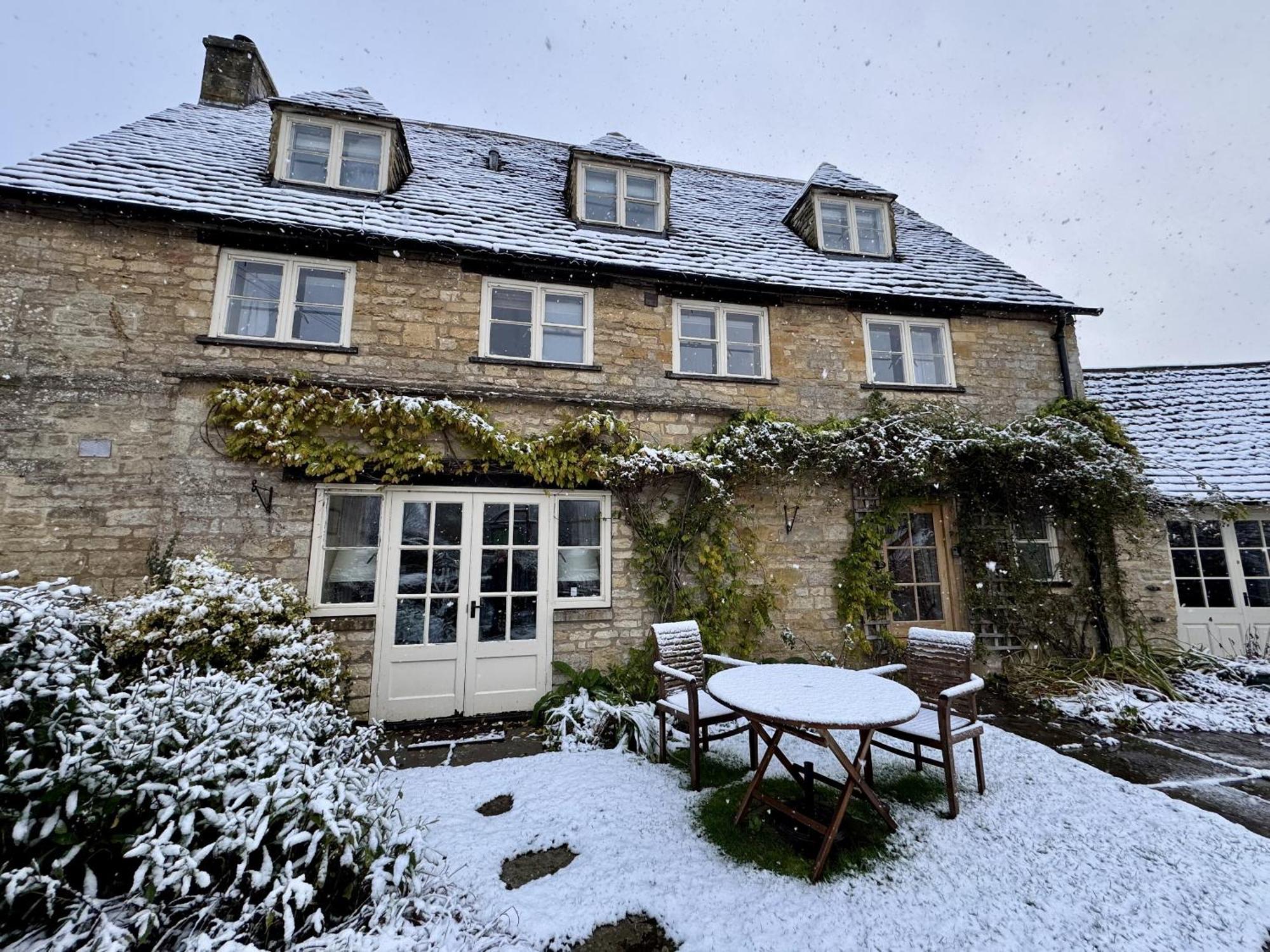 Guiting Guest House Guiting Power Exterior photo