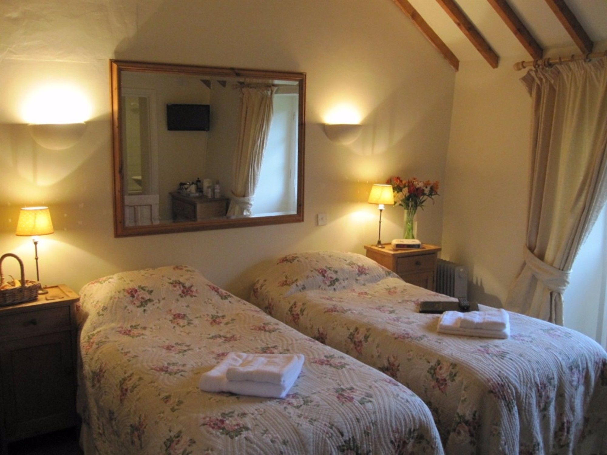 Guiting Guest House Guiting Power Exterior photo