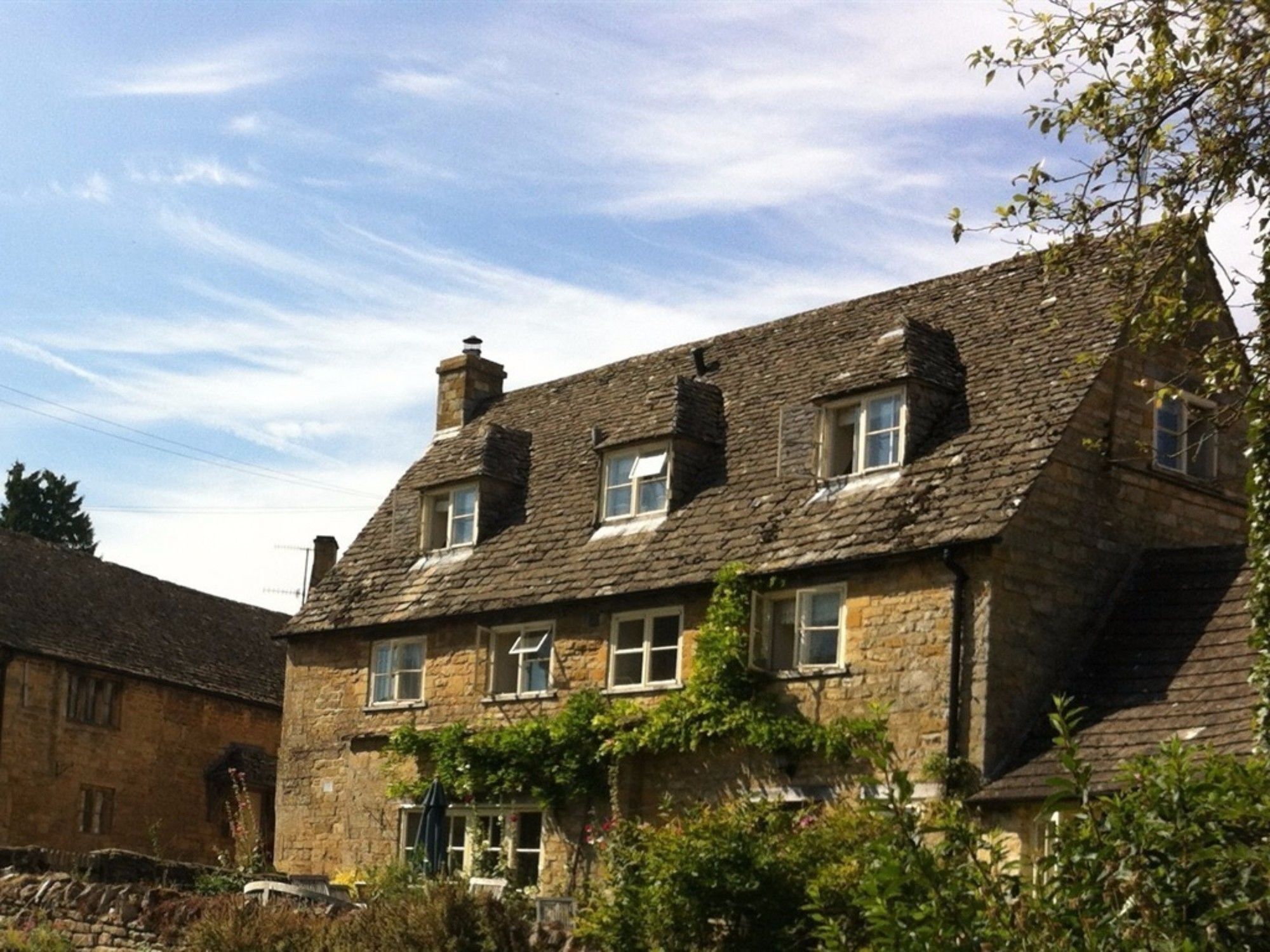 Guiting Guest House Guiting Power Exterior photo